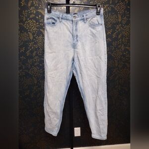 GAP Mom Jeans Relaxed Fit